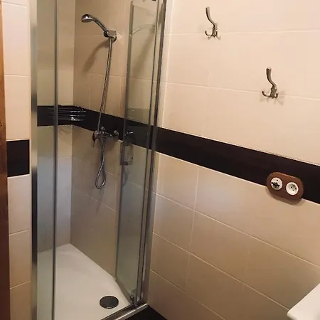 דירה Apartman Leskova