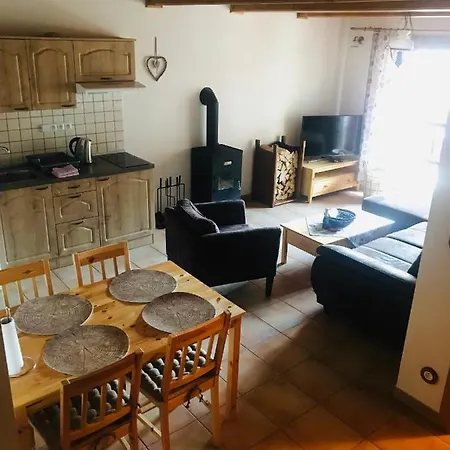דירה Apartman Leskova *